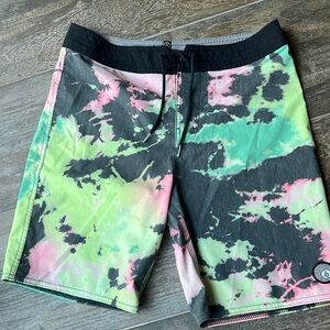 Volcom baggies / boardshorts 29 NEW!
